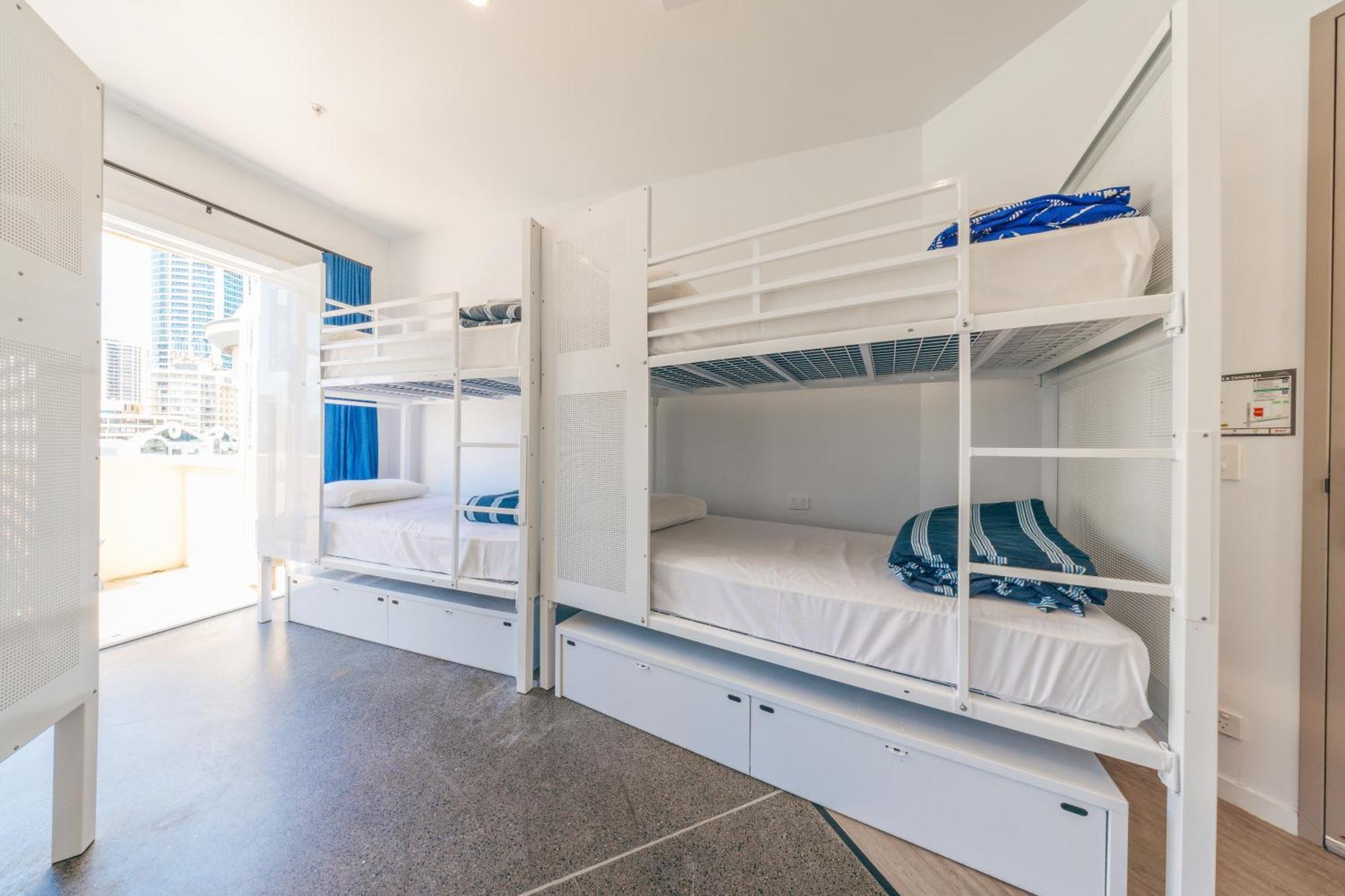 Maze Backpackers - *